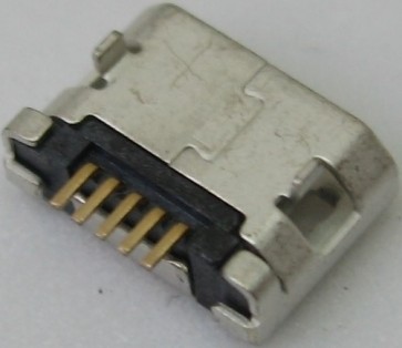Lizdas micro USB LM70